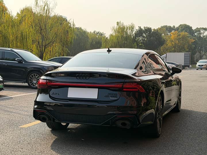 Audi A7L 45 TFSI quattro S-line — фото 16