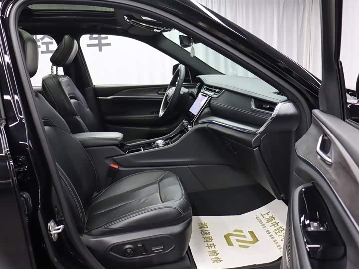 Jeep Grand Cherokee 4xe — фото 20