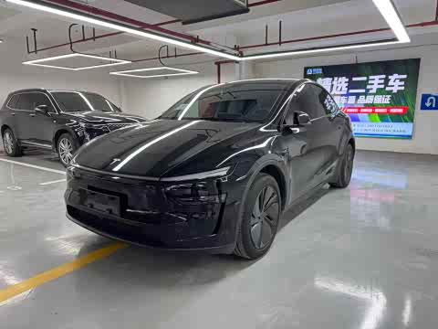Tesla Model Y 2025 — фото 11