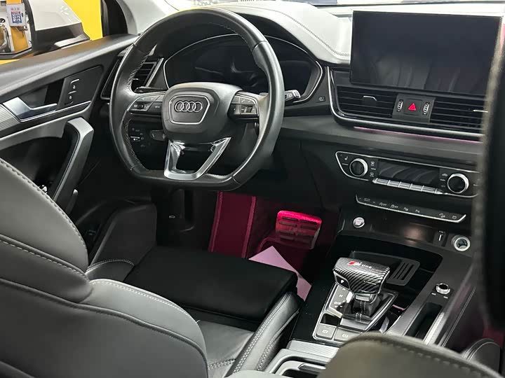 Audi Q5L рестайлинг 40T люкс-динамик — фото 11