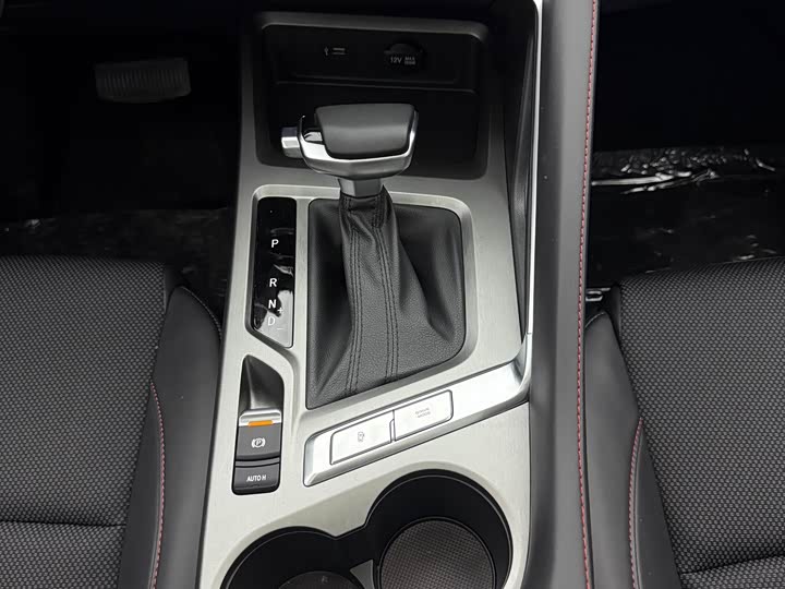 Changan CS35 PLUS 2023 1.4 T DCTLuxury — фото 11