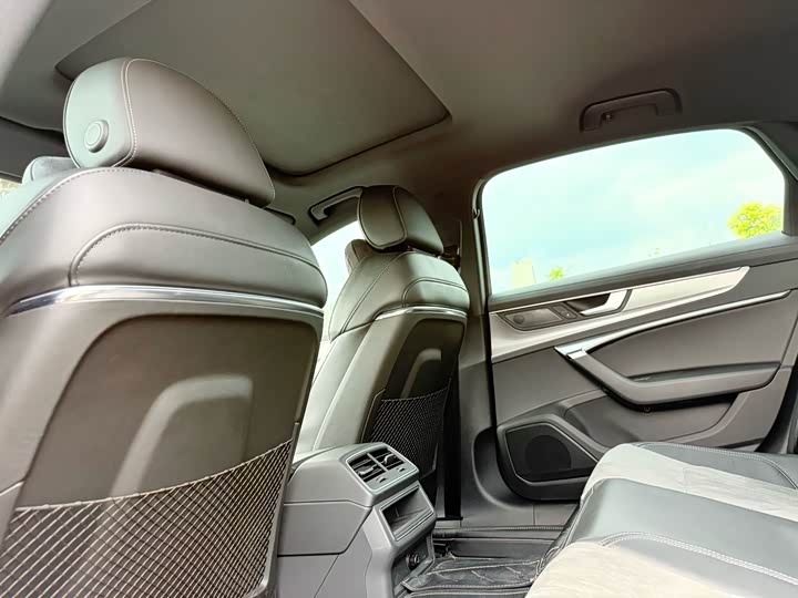 Audi A6L 40 TFSI люкс-динамик — фото 9