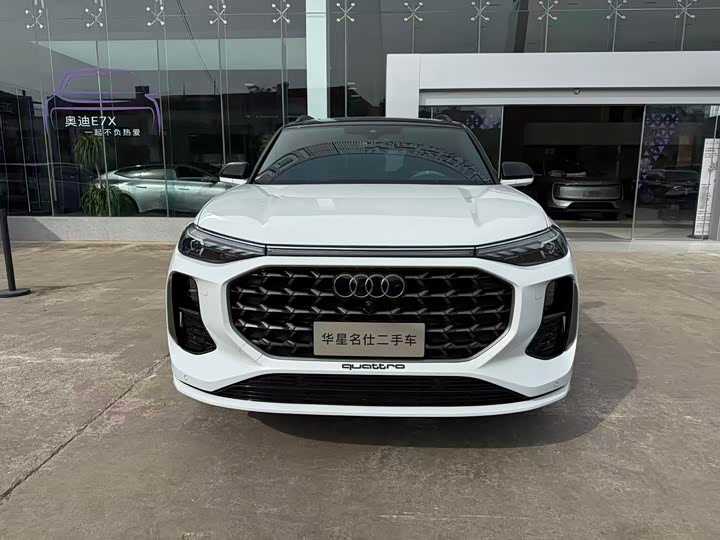 Audi Q6 2023 45 TFSI quattro — фото 1