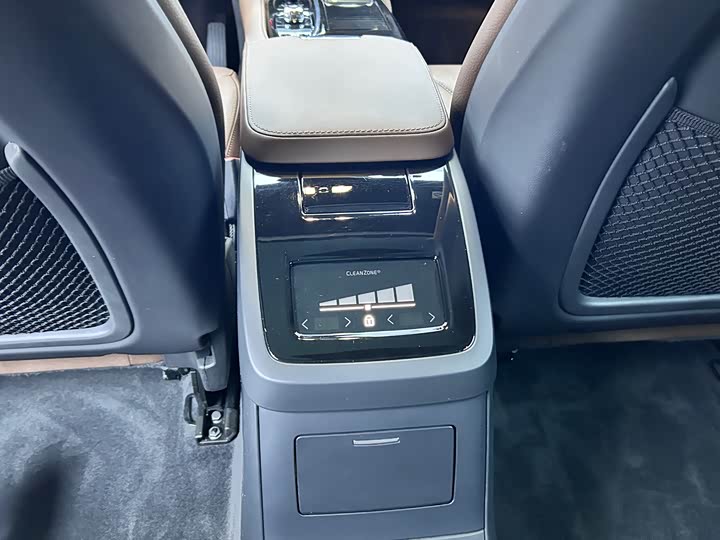 Volvo S90 Hybrid 2024 Hybrid 4 WD — фото 17