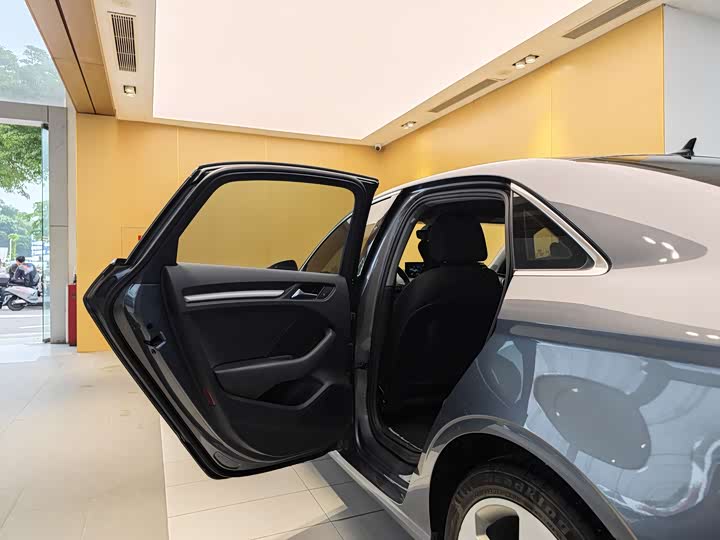 Audi A3 2020 Limousine 35 TFSI V — фото 22