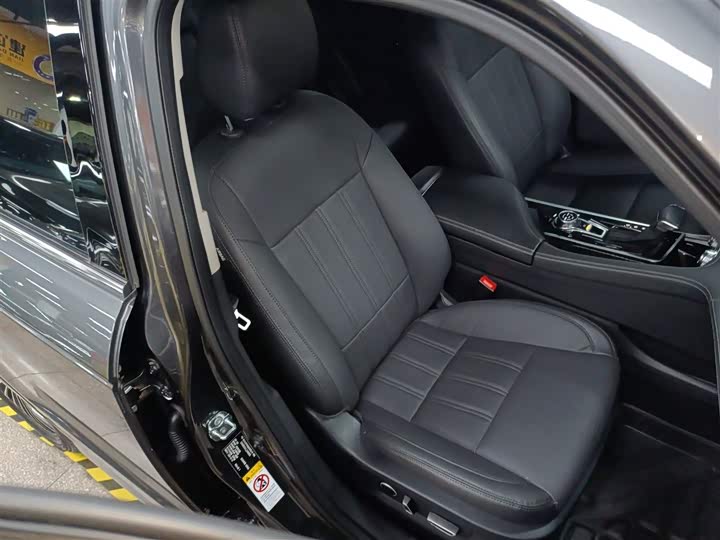 Changan CS95 2019 2.0 T 2 WDLuxury — фото 20