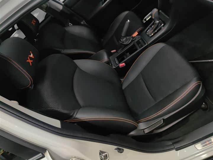 Subaru XV 2015 2.0i — фото 19