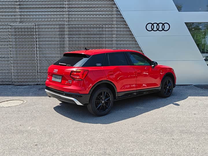 Audi Q2L 2018 35 TFSI VI — фото 4