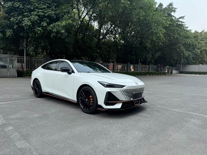 Changan UNI-V 2022 1.5 T — фото 3
