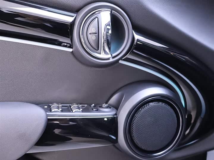 MINI Hatch — фото 17