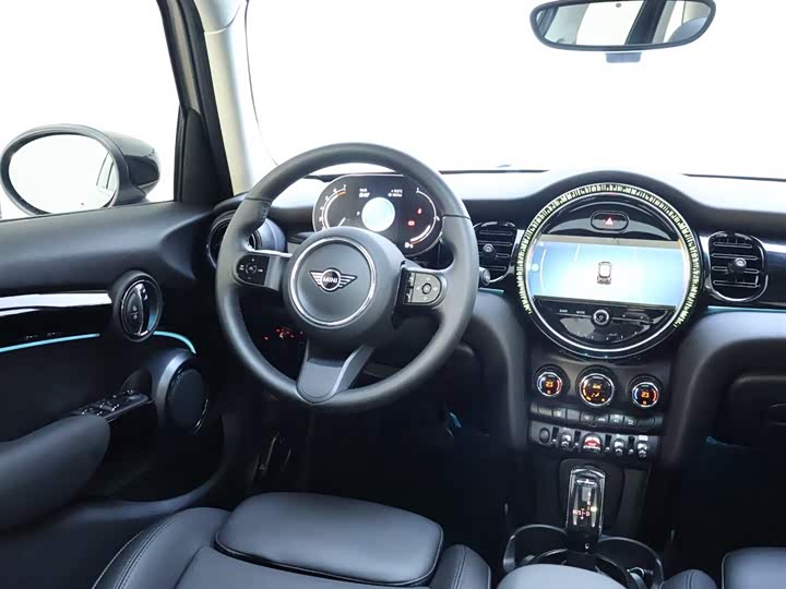 MINI Hatch — фото 14