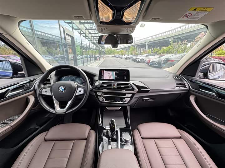 BMW X3 2021 x Drive 25i — фото 10