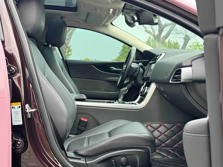 Jaguar XEL 2021 2.0 T 250 PS R-DYNAMIC SE — фото 12