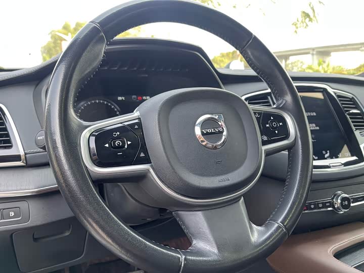 Volvo XC90 Hybrid 2022 E Hybrid T 8 7 — фото 19