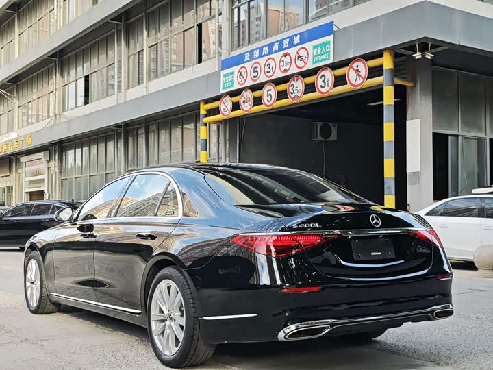 Mercedes-Benz S-Class S 400 L — фото 10