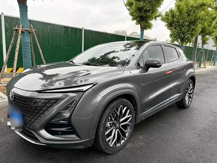 Changan UNI-T 2022 1.5 T Premium — фото 1