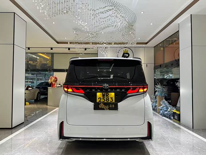 Toyota Vellfire — фото 18