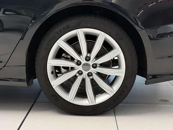 Audi A6L 2020 45 TFSI quattro — фото 11