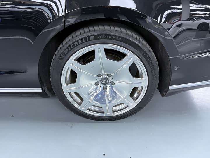 Audi A8 2019 Plus A 8 L 50 TFSI quattro Comfort — фото 19