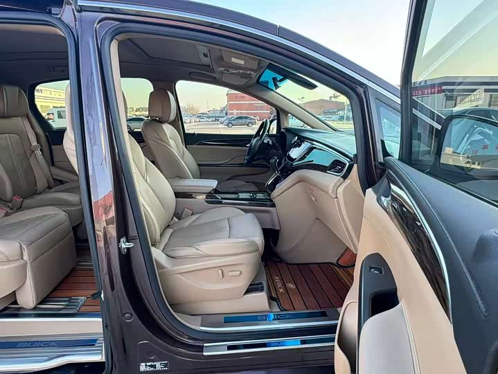 Buick GL8 ES 28T люкс V — фото 8