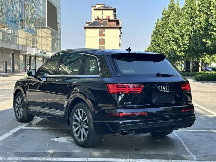 Audi Q7 2018 45 TFSI Premium — фото 10