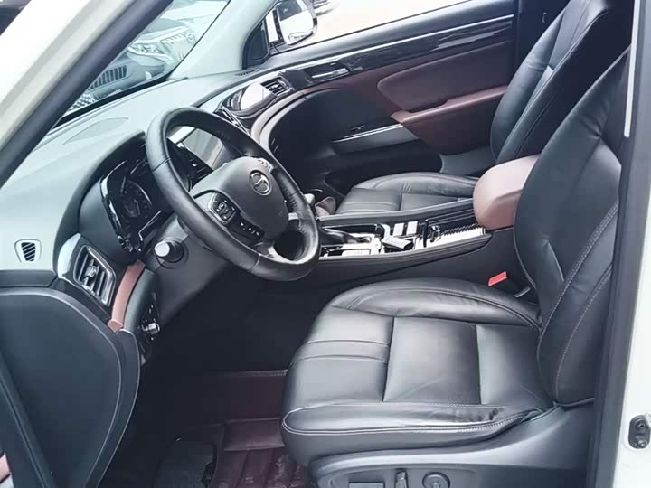 Trumpchi GS8 2017 320 T 2 WD ( ) — фото 15