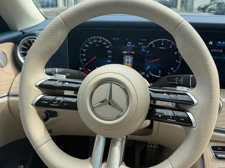 Mercedes-Benz E-Class E 260 — фото 11