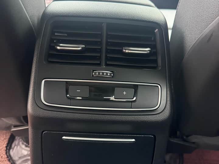 Audi A4L 2020 40 TFSI — фото 18