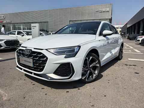 Audi A3 2025 Sportback 35 TFSI — фото 21