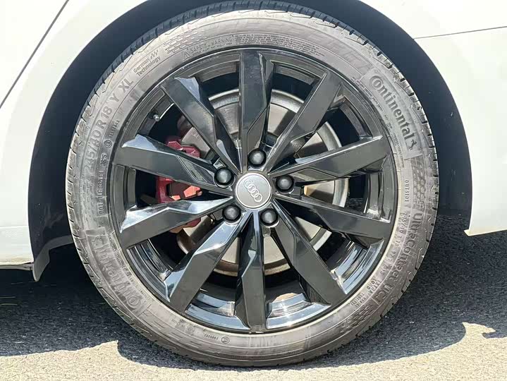 Audi A 4 2020 Avant 40 TFSI — фото 17