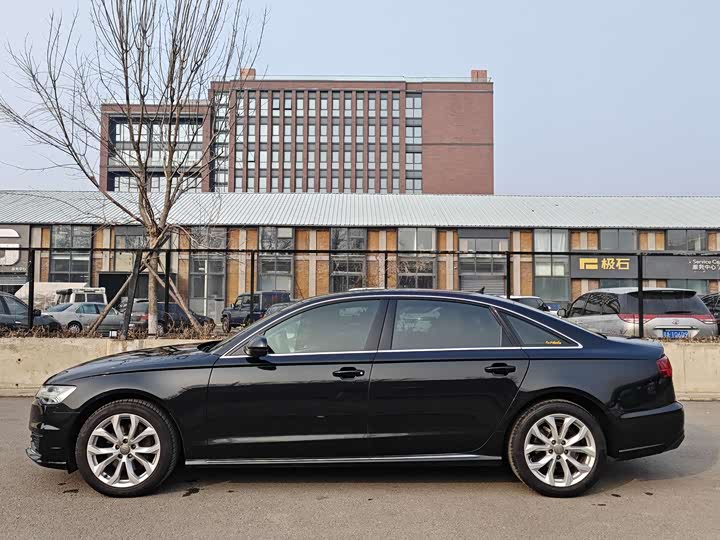 Audi A6L 2018 30 35 TFSI — фото 6