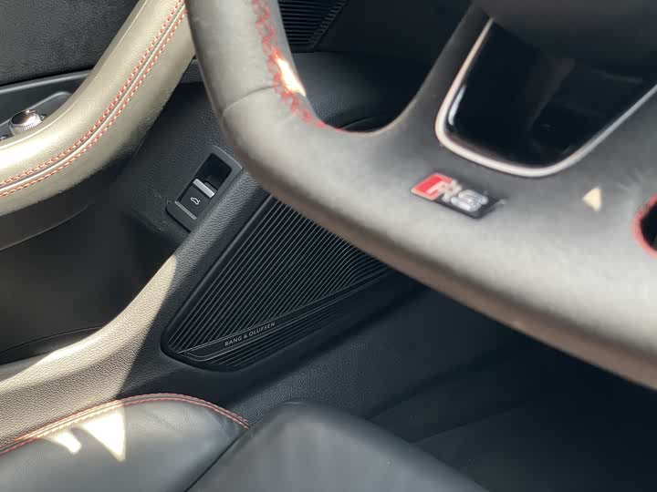Audi RS4 2021 RS 4 Avant — фото 14