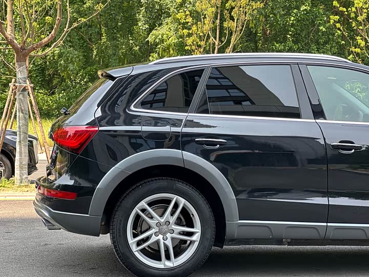 Audi Q5 2018 40 TFSI — фото 27
