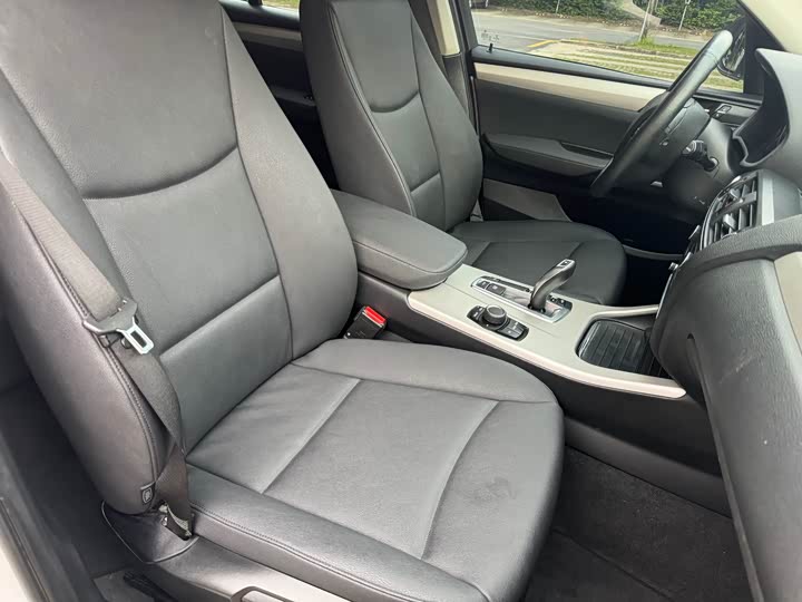 BMW X3 2016 s Drive 20i — фото 14