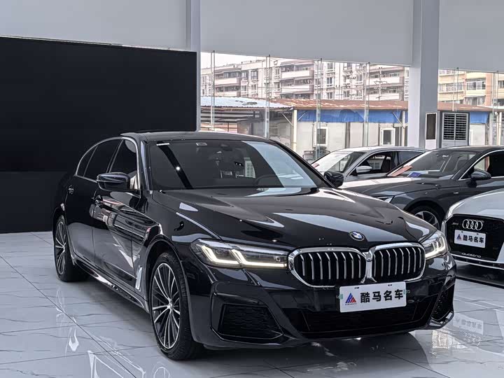 BMW 5-Series 2023 530 Li Leading M — фото 3