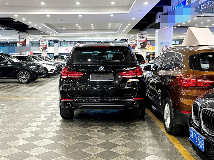 BMW X5 2017 x Drive 35i Leading — фото 4