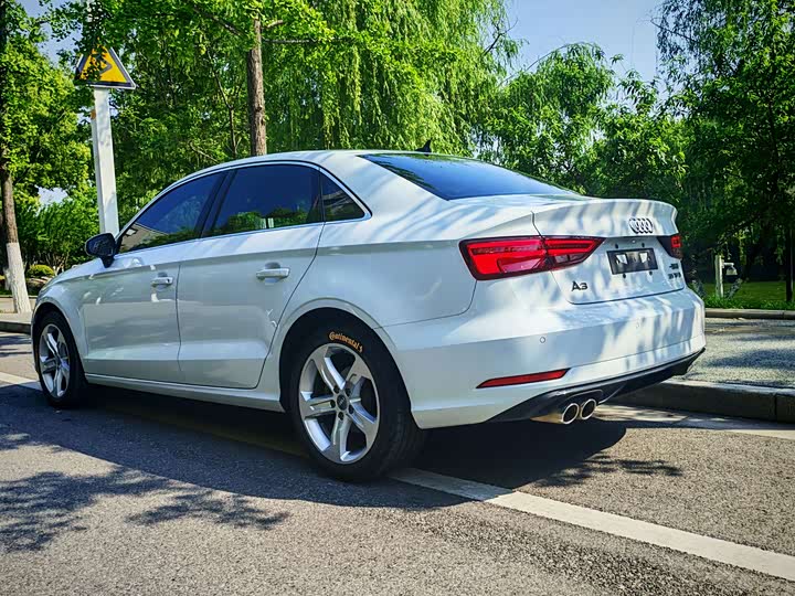 Audi A3 2020 Limousine 35 TFSI VI — фото 17