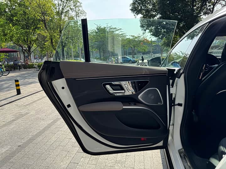 Mercedes-Benz EQS 2022 580 4 MATIC — фото 11