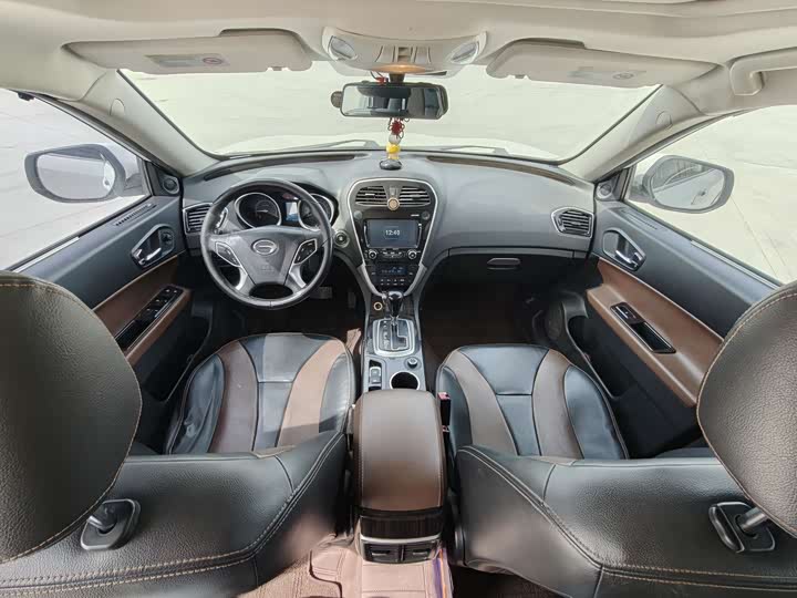 Trumpchi GS5 Super 2015 1.8 T AT 4 WD — фото 5