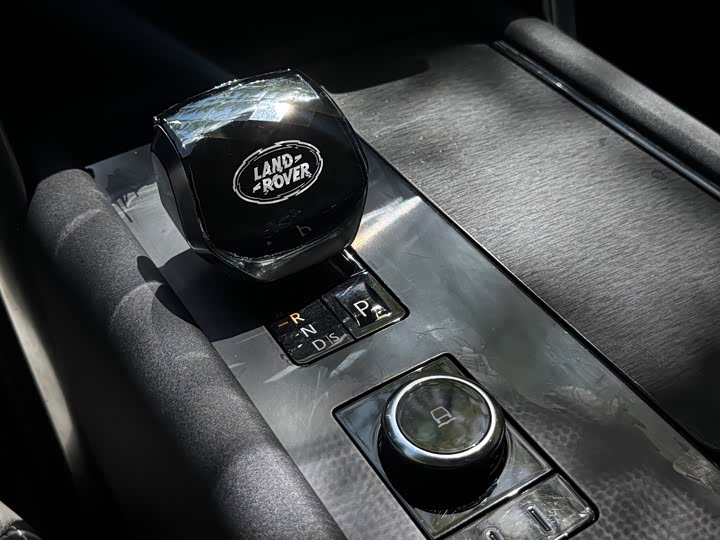 Land Rover Discovery — фото 10