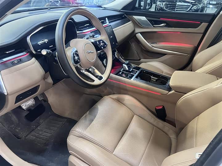Jaguar XFL 2024 2.0 T P 250 2 WD — фото 5