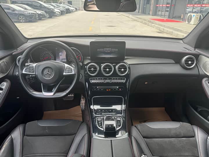 Mercedes-Benz GLC 2017 AMG GLC 43 4 MATIC — фото 10