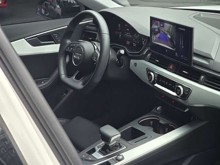 Audi A4L 2023 40 TFSI — фото 11