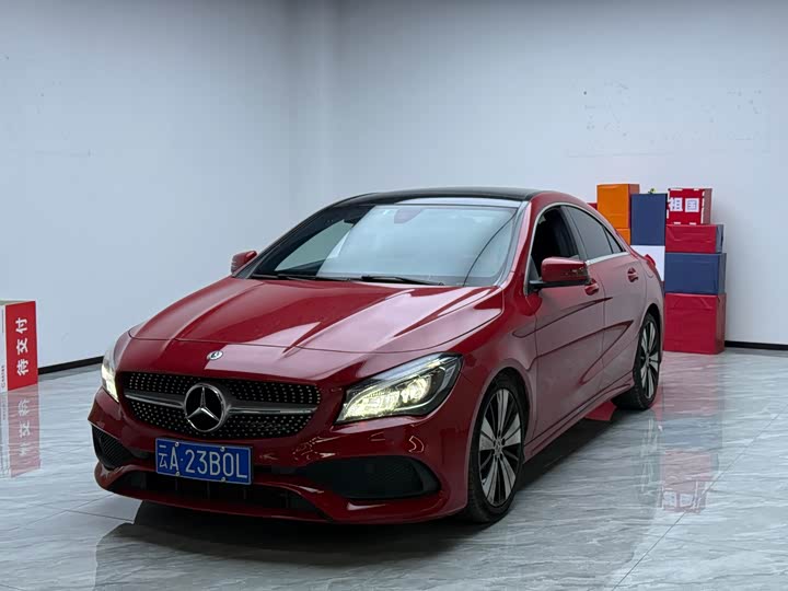 Mercedes-Benz CLA — фото 1