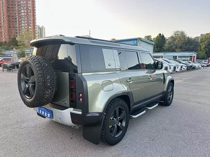 Land Rover Defender — фото 12