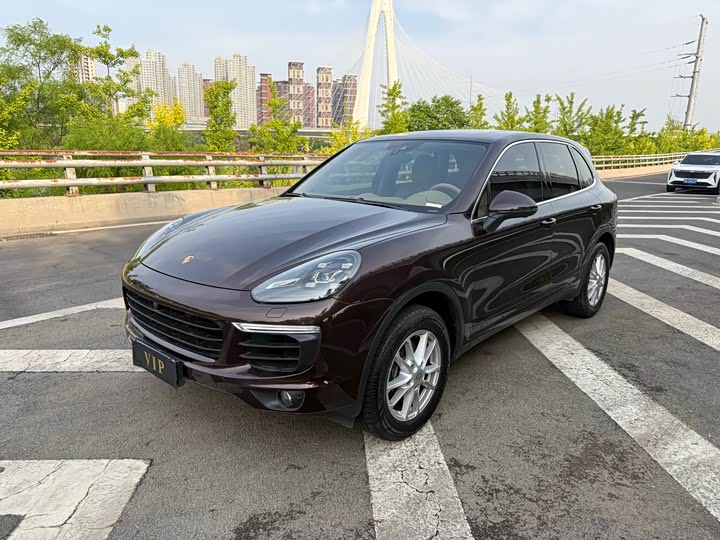 Porsche Cayenne 2018 Cayenne 3.0 T — фото 1