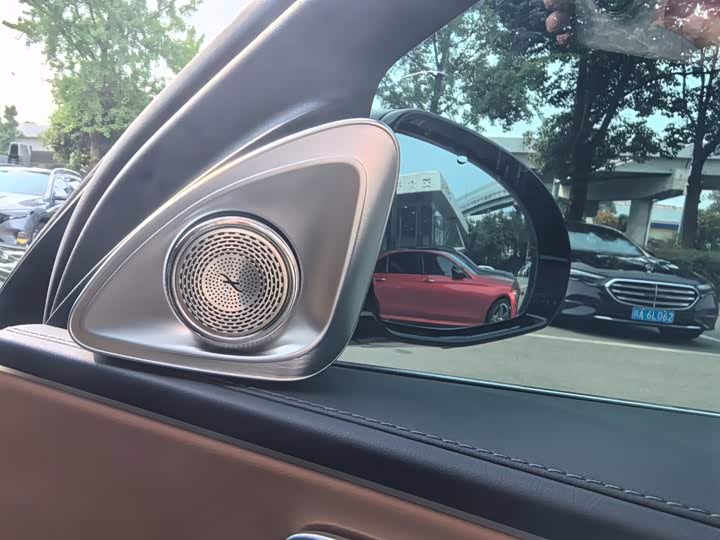 Mercedes-Benz E-Class рестайлинг E 260 L — фото 11