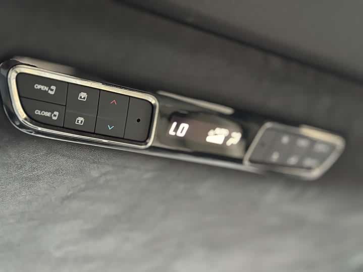 Trumpchi M8 2023 400 T — фото 12