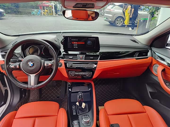 BMW X2 2023 s Drive 25i M — фото 10