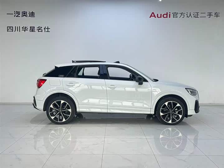 Audi Q2L 2024 35 TFSI — фото 3